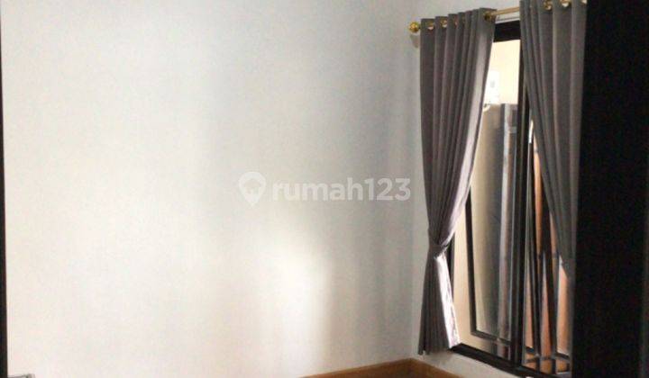 RUMAH BARU DEKAT EXIT TOLL NGEMPLAK, STRATEGIS , AREA SUMBER BANJARSARI Rumah di Jalan Banyuanyar Baru 2 Lantai Selatan SHM 2