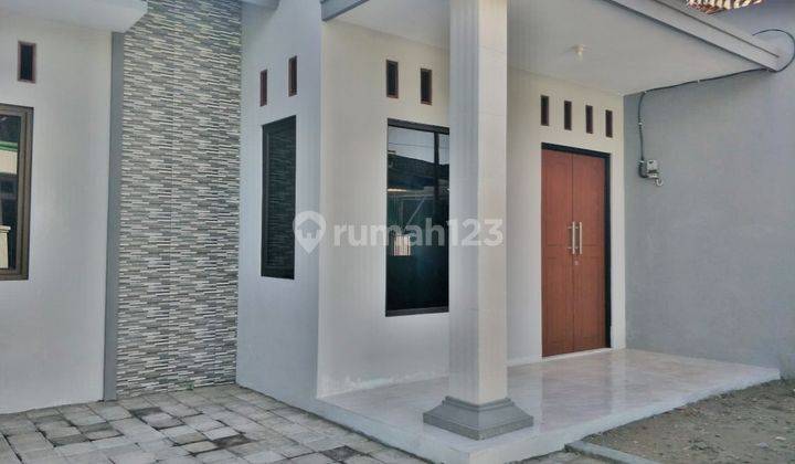 RUMAH SIAP HUNI GEDONGAN COLOMADU KARANGANYAR ,  1