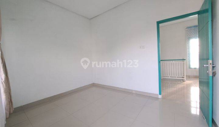 Rumah Siap Huni, Full Furnished, di Jalan Gumpang Kartasura, Hadap Barat, cluster one gate , security 24 jam 2