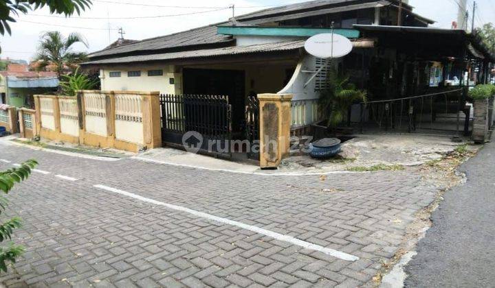 RUMAH di Tugu Muda Semarang, 1 lantai, row jalan 3 mobil (AT 002) 1