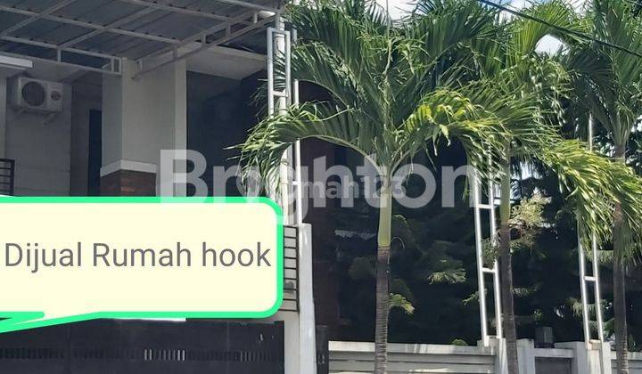 RUMAH CANTIK, LINGKUNGAN NYAMAN DAN ASRI 2 LANTAI, HOOK, STRATEGIS TENGAH KOTA SOLO 1