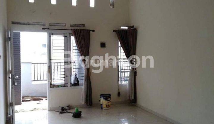 RUMAH 1,5 LANTAI DEKAT MANAHAN 2