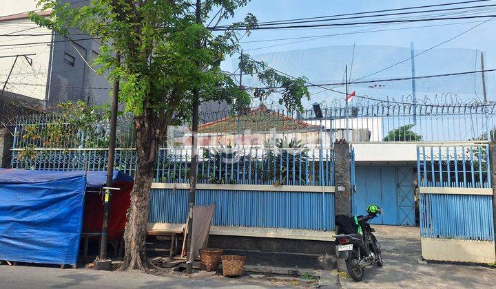 Rumah 1 Lantai, Strategis Ditengah Kota Solo, Lebar Depan 15.5 Meter, Area Pattimura Solo 1