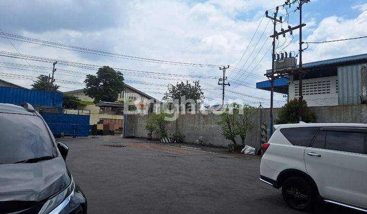 GUDANG ZONA MERAH INDUSTRI DENGAN LOADING DOCK UNTUK BONGKAR MUAT DI AREA PALUR - KEBAKKRAMAT BISA DI AKSES CONTAINER 40 FEET 2