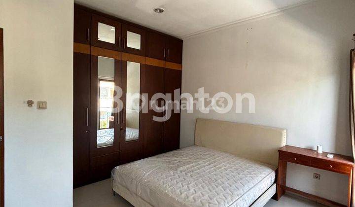 RUMAH FULLY FURNISHED 2 LANTAI CLUSTER ONE GATE SYSTEM COLOMADU 2