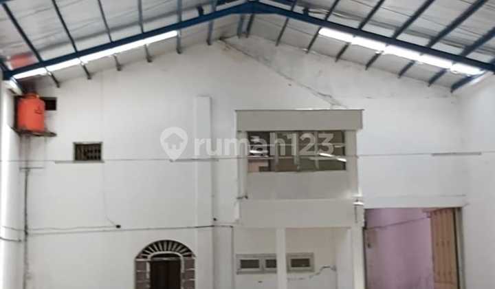 Warehouse on the Highway Side Accessible for 40-Foot Containers (Near Toll Gate)