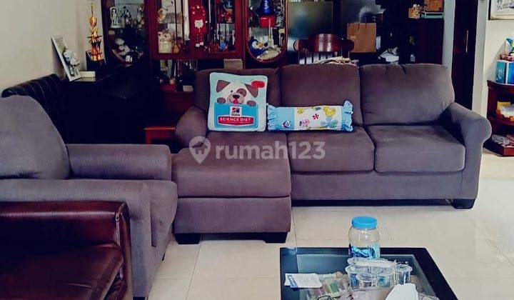 Rumah hoki super Murah  dengan lebar muka 10 meter di kopo permai 1