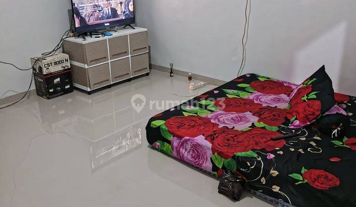 Rumah Jl Krakatau Surabaya Strategis 4