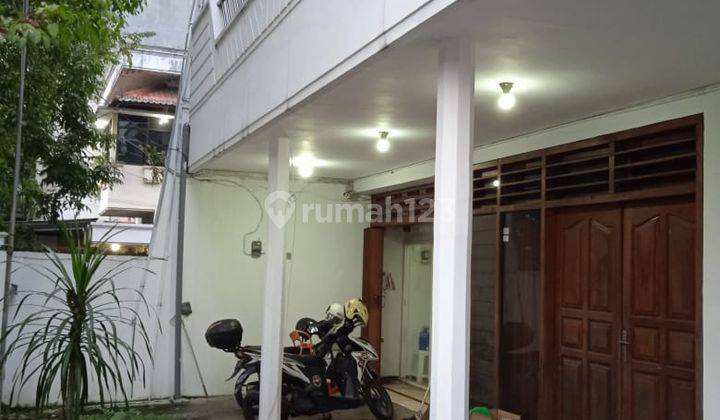 Dijual Rumah 3 Lantai Lokasi Strategis Dukuh Kupang Barat 1