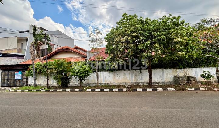 Dijual Rumah Tua Hitung Tanah Posisi Hook  2