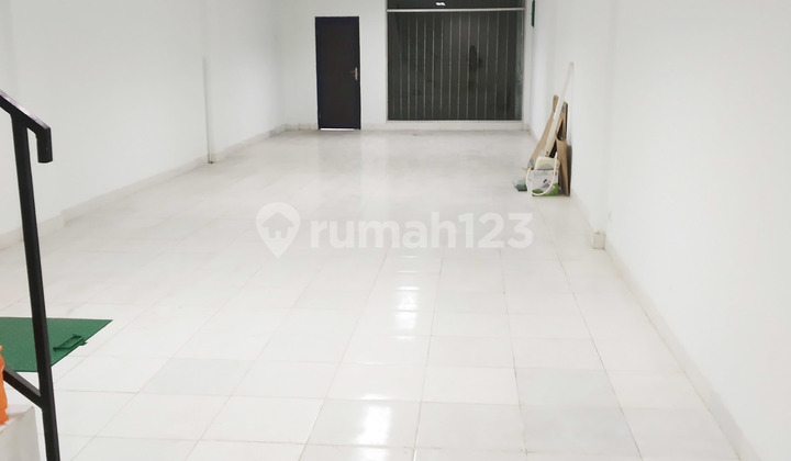 Disewakan Ruko Strategis di Cempaka Putih – Cocok untuk Usaha!