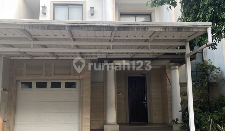 Rumah 2 Lantai Bagus Furnished di Cluster Jadeite, Tangerang Rumah 2 Lantai Bagus Furnished di Cluster Jadeite, Tangerang