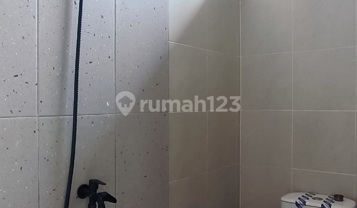 For Sale House in Strategic Location at Kelapa Gading 2