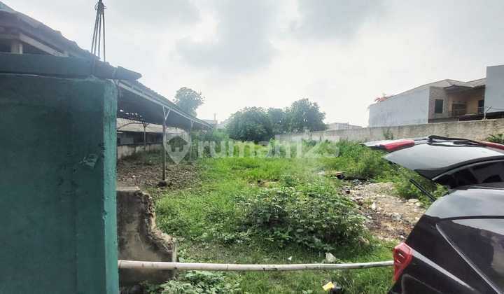 Land for Sale in Cakung Barat – Near Highway, Negotiable Price!