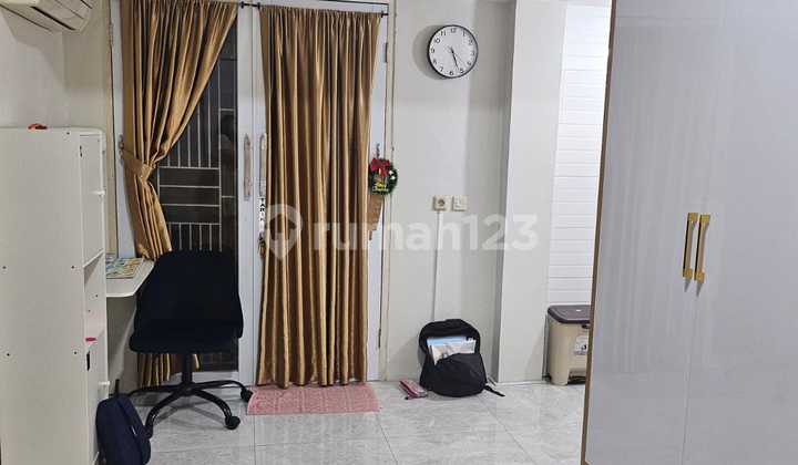 Dijual Rumah 2 Lantai di Raffles Hills - Harga Nego Tipis! Dijual Rumah 2 Lantai di Raffles Hills - Harga Nego Tipis!