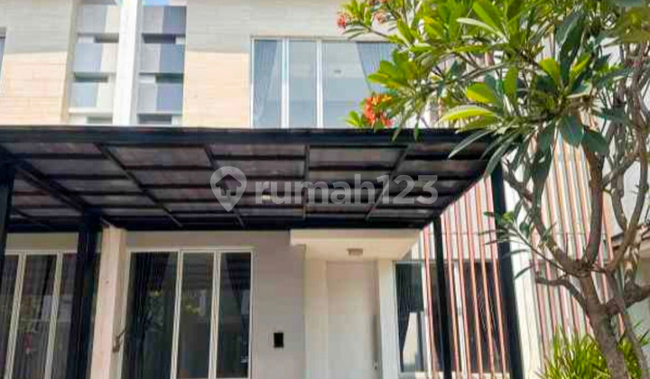 Dijual Cepat Rumah Siap Huni 2 Lantai di Cluster Yarra - Jakarta Garden City - Jakarta Timur 1