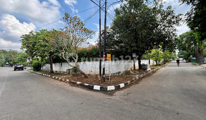 Dijual Rumah Tua Hitung Tanah Posisi Hook  1