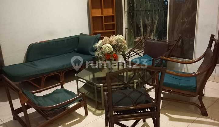 Rumah Hook Strategis di Pulomas – Harga Nego Rumah Hook Strategis di Pulomas – Harga Nego