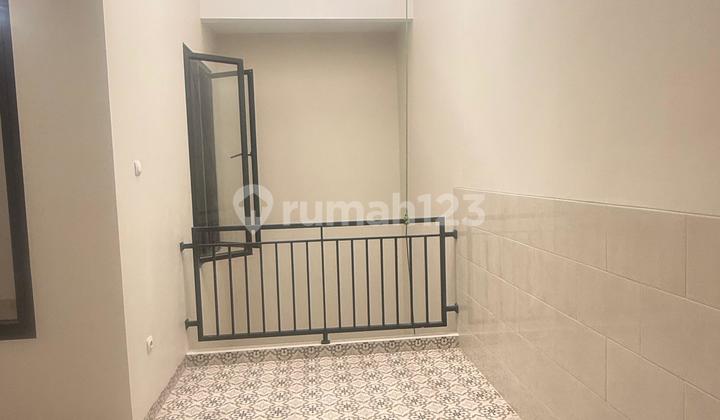 Dijual Rumah di Pulo Asem - Lokasi Strategis! Dijual Rumah di Pulo Asem - Lokasi Strategis!