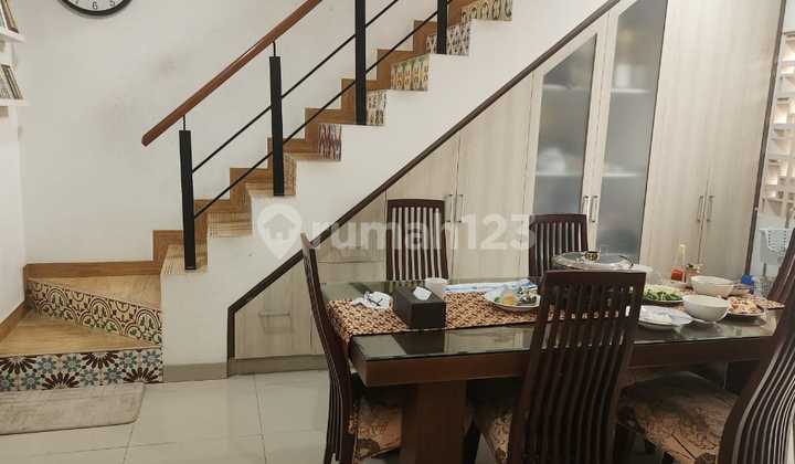 Dijual Rumah di Premier Riviera, Rawamangun -  Lokasi Strategis !