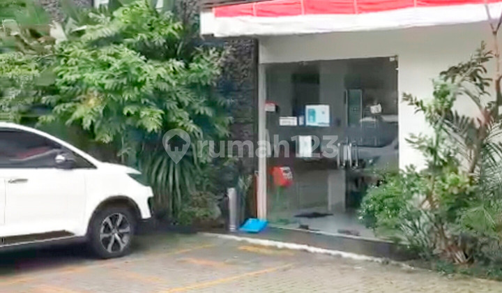 Land & Building for Sale, Strategic Location on Margonda Main Road - Depok