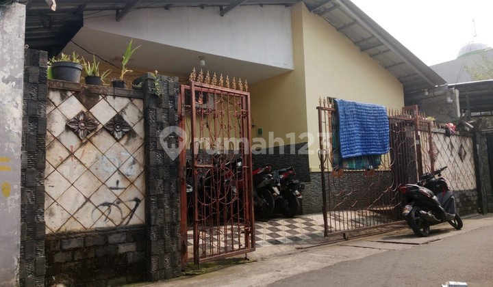 RUMAH KOST 2 LANTAI DI TANAH TINGGI, SENEN, JAKARTA PUSAT