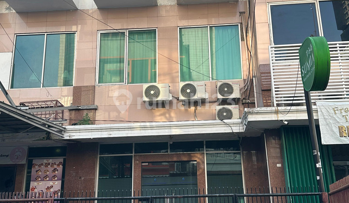 For Rent Strategic Shop House in Central Jakarta