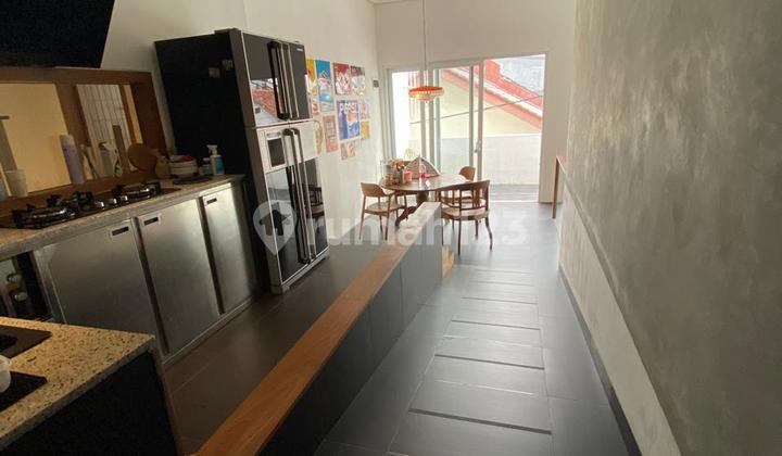 Dijual Rumah Hook di Pulomas Lokasi Strategis - Siap Huni ! 2