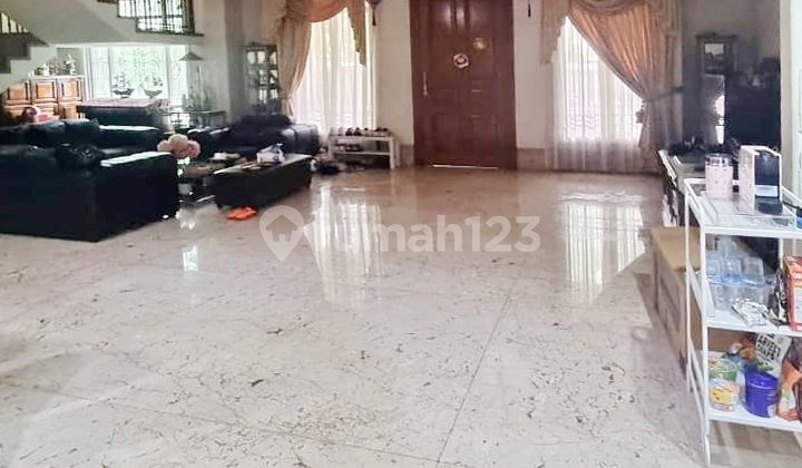 Rumah Hook Bagus dan Modern Dijual di Puri Indah Kembangan Jakarta Barat