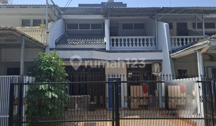 Disewakan Rumah 2 Lantai Di kelapa Gading