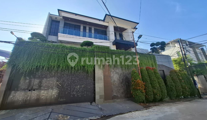 For Sale House in Kelapa Gading - Negotiable Price!