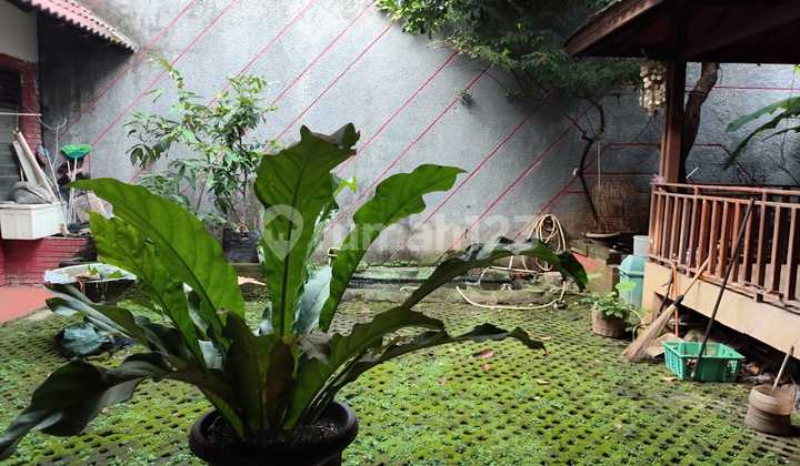 House for Sale in Pasar Minggu - Negotiable Price! 2