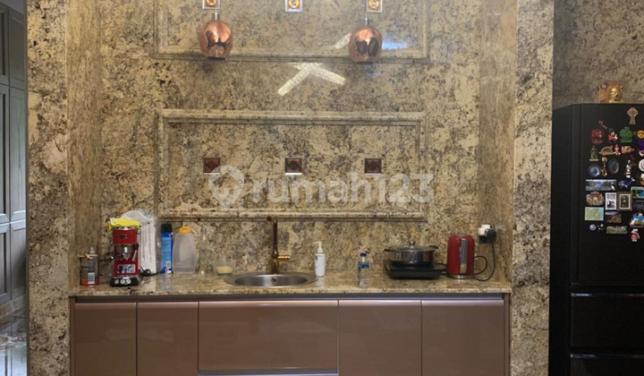 Dijual Apartemen Paladian Park 3 BR - Full Furnished Super Mewah - Tower F Lantai 1 - Kelapa Gading