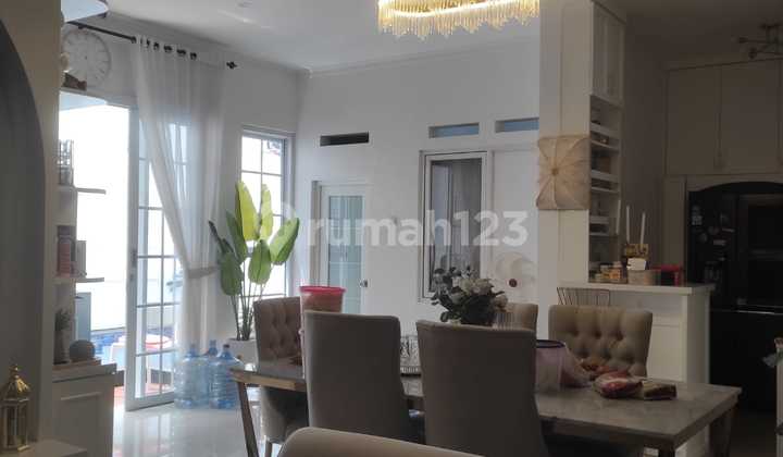 Dijual Rumah Cakep Full Renov di Cluster Adara - Kota Harapan Indah - Bekasi Barat 2