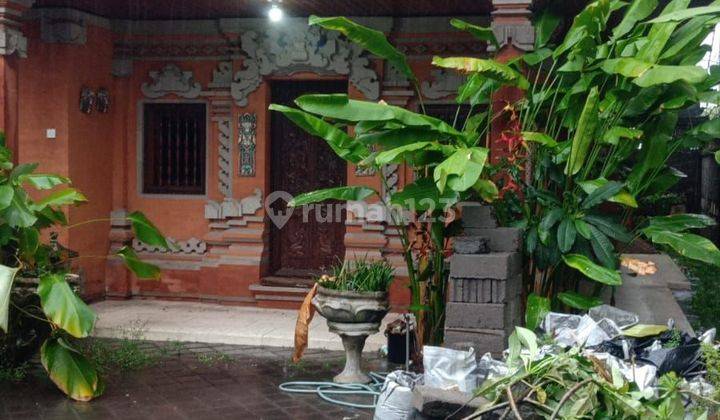 Disewakan Rumah Bangunan Lantai 2 Lokasi Legian Dekat Dengan Jalan Utama 2