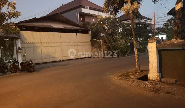 Dijual gudang 1 lantai lokasi kawasan gatot subroto denpasar timur akses jalan 6 meteran 5