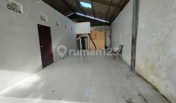 Dijual gudang 1 lantai lokasi kawasan gatot subroto denpasar timur akses jalan 6 meteran 8