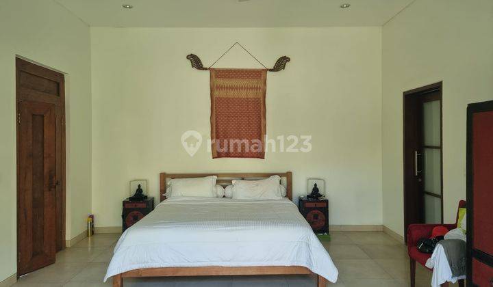 Villa for sale on Jalan Raya Pererenan Canggu Bali 2