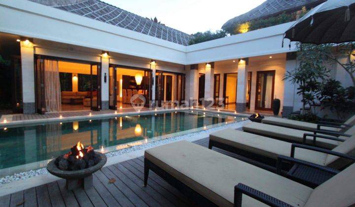 For sale villa minimalis los sungai padanggalak sanur 1