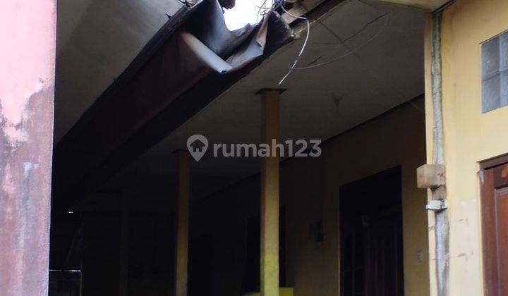 Dijual Kos Kosan 1 lantai dan Ruko 2 lantai lokasi dekat lapangan debes dan SMA 2 Tabanan akses jalan 5 meter bangunan perlu renovasi 10