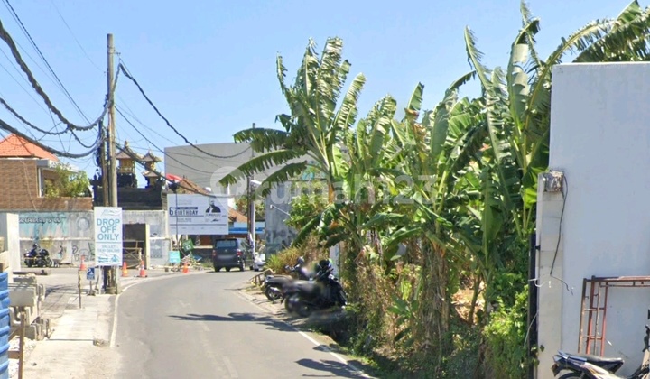 Land for sale in Berawa Canggu, near Club Atlas and Berawa Beach Land for sale in Berawa Canggu, near Club Atlas and Berawa Beach
