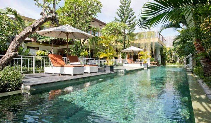 For sale stunning modern luxury Villa in kerobokan 1