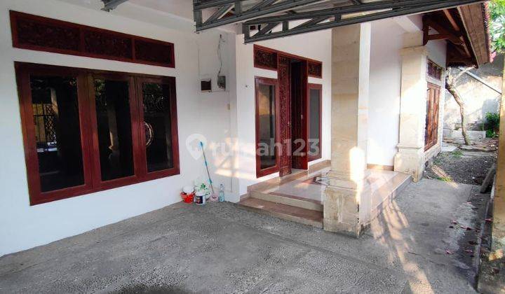 For sale, habitable house on the 2nd floor in Badak Agung, strategic location near the main road 2