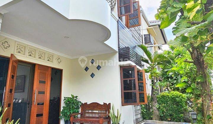 For sale a minimalist 2 floor luxury house
Location on Jalan Suwung Kauh, South Denpasar 2