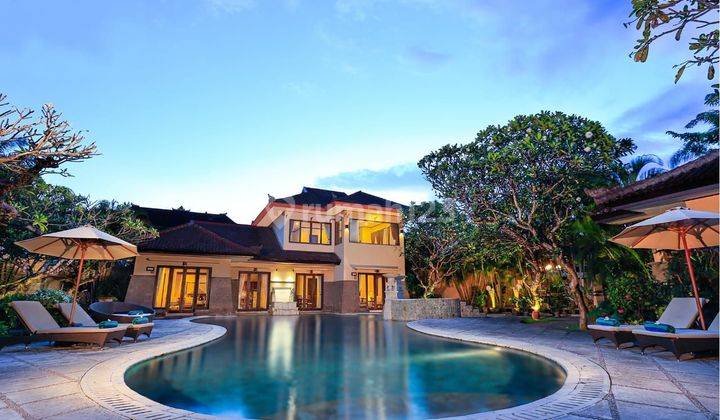 Dijual villa di Jalan Yudistira seminyak 1