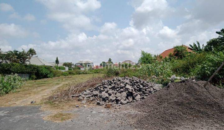 Dijual tanah premium di Jalan bidadari seminyak 1