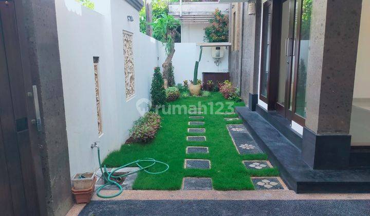 Villa for sale around Sanur 
Tunggak Bingin street 
Very strategic location near RS. Bali Mandara and Matahari Terbit Beach 2