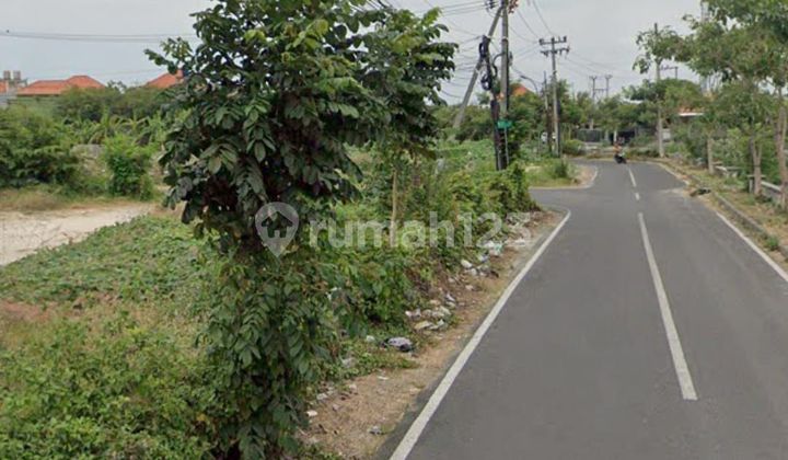 Dijual tanah Lokasi Jalan Dewi Sri kuta Kawasan strategis karna berada di area perhotelan / villa / pusat kuliner di kuta