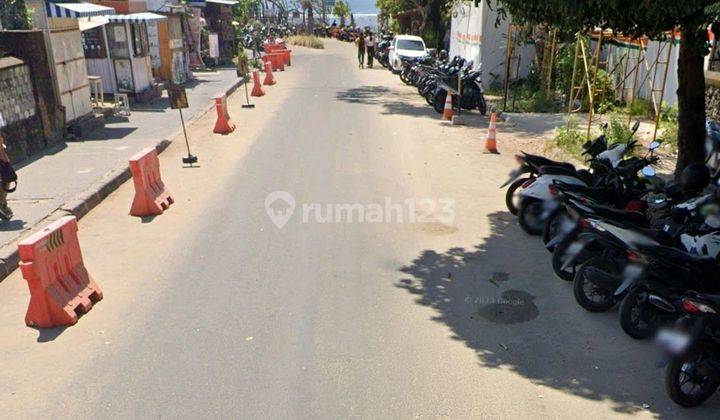 Land for sale on SANUR Beach with white sand on the asphalt road west of Warung Mak Beng Denpasar Bali 2