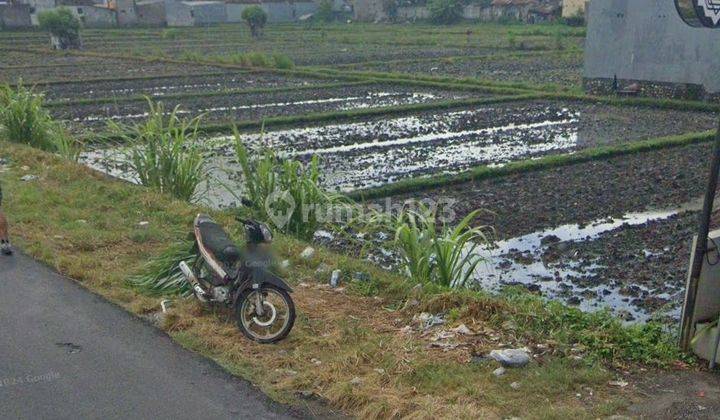 For Sale, Vacant Plot of Land Located on Main Road of East Fishing Park Pemogan 2